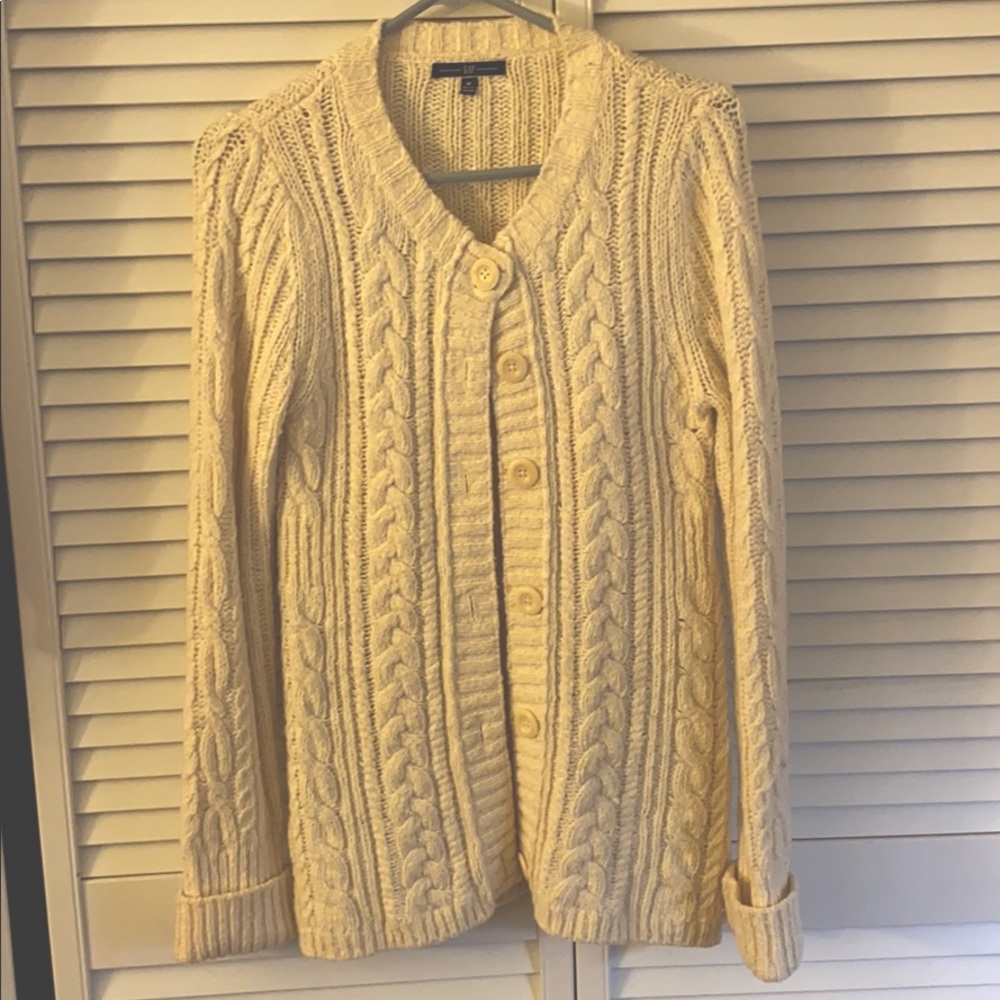 Gap knit cardigan.
